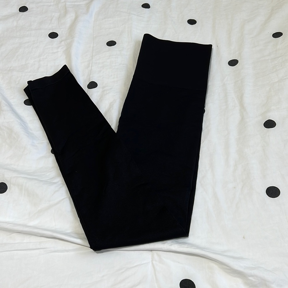 Dynamic Seamless Apparel Leggings